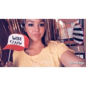 Meet your Posher, Rachel